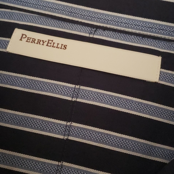 NWOT Perry Ellis Dress Shirt, XL - Picture 5 of 5